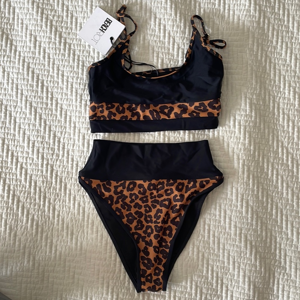 Beach riot leopard print bikini XS